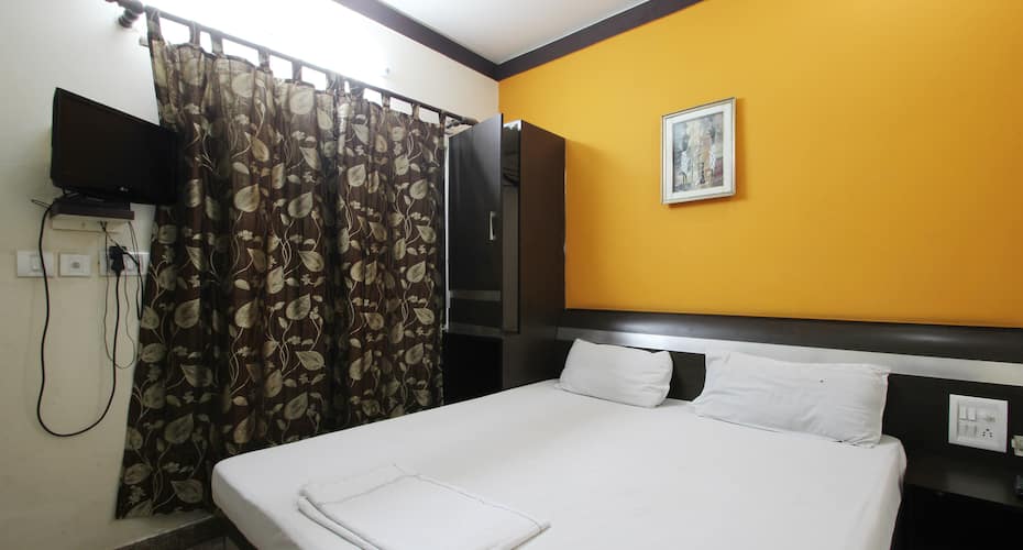 Airport Hotel RK Delhi, New Delhi 3
